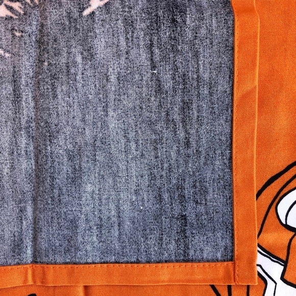 POTTERY BARN KIDS TABLECLOTH - Picture 8 of 10